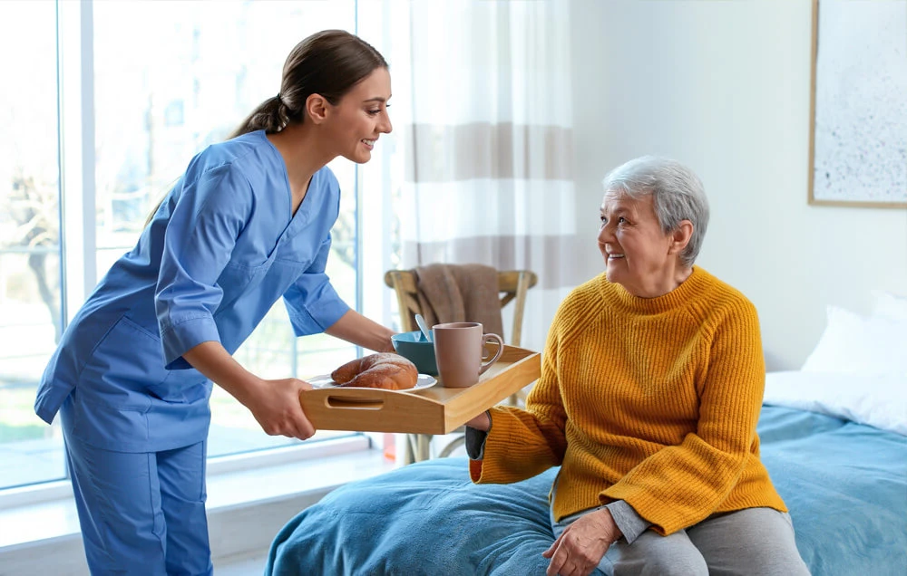 پرستاری از سالمند: خدمات مراقبتی و درمانی در منزل